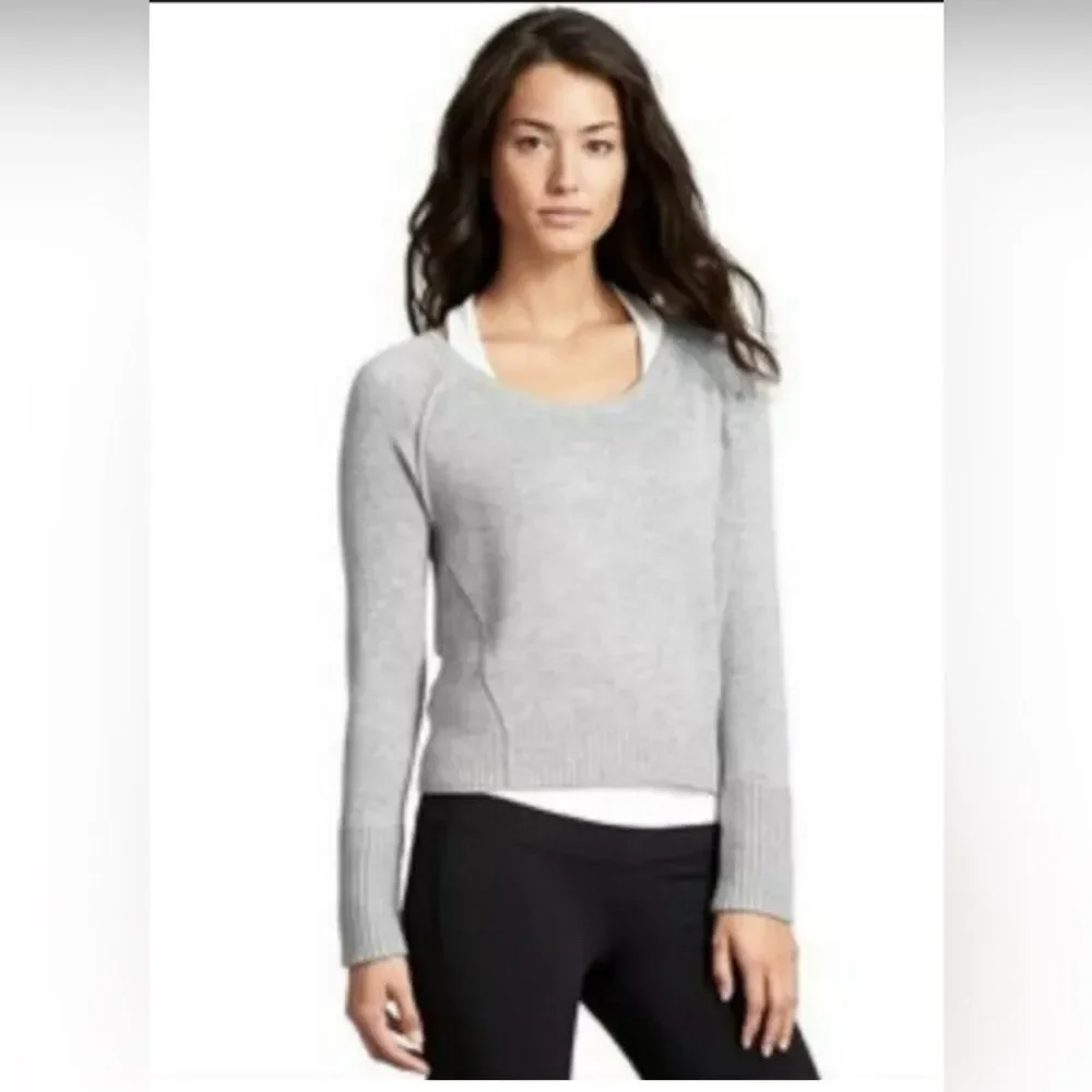 Athleta Kinsley Wool Blend Sweater Crop V Neck Purple Knit Top Size Large